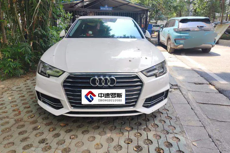 Audi A4L 2019 40 TFSI Progressive National V — 2