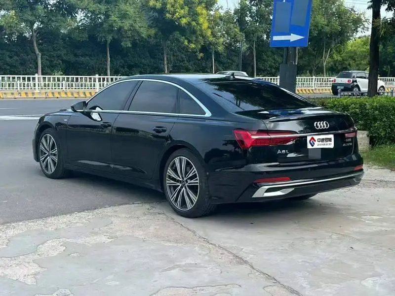 Audi A6L 2025 45 TFSI Selected Dynamic Edition — 3
