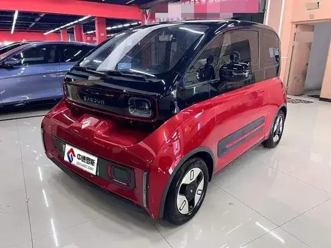 E300