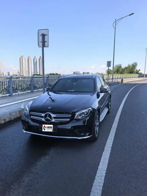 Mercedes-Benz GLC 2017 GLC 260 4MATIC Luxury