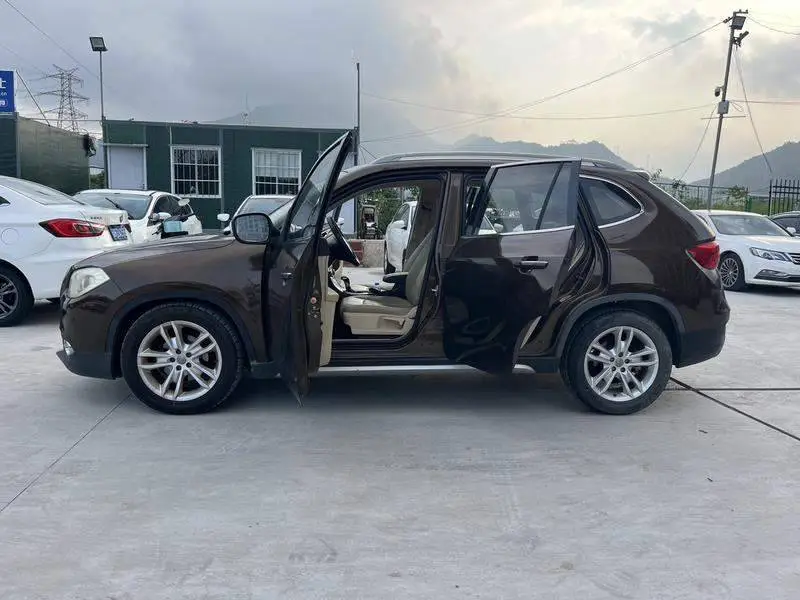 China V5 2012 1.5T Automatic 2WD Luxury Model — 12