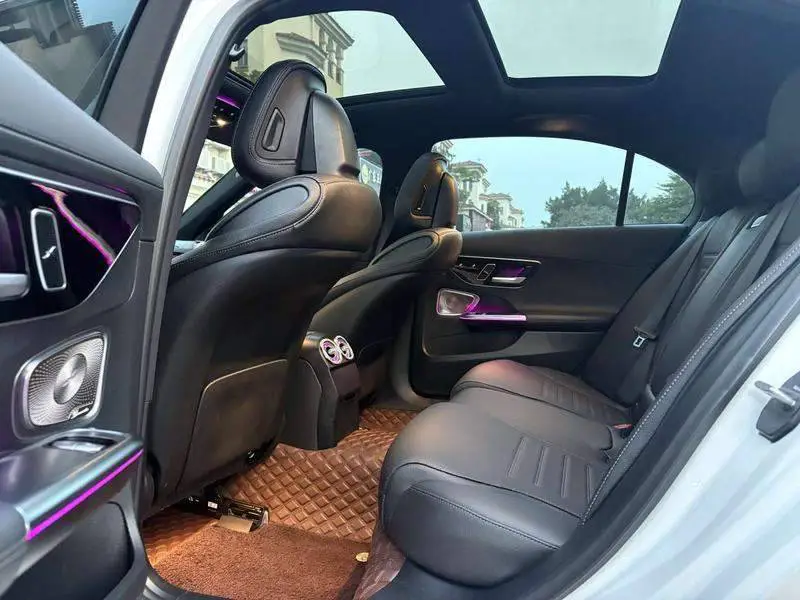 Mercedes-Benz C-Class 2024 C 260 L Night Sport Edition — 12