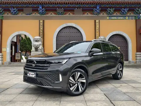 Tour 2023 380TSI 4WD R-Line Touring Edition