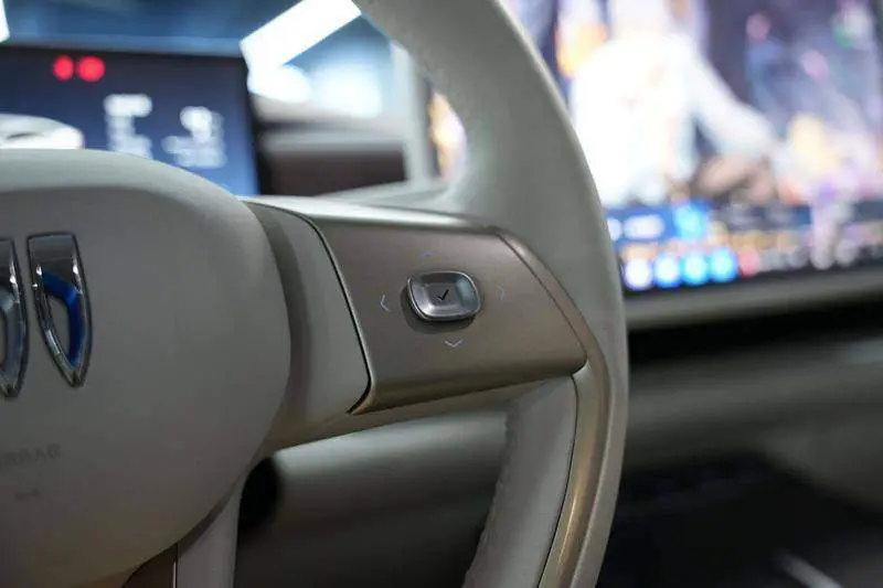 Buick L7 2025 Avenir — 8