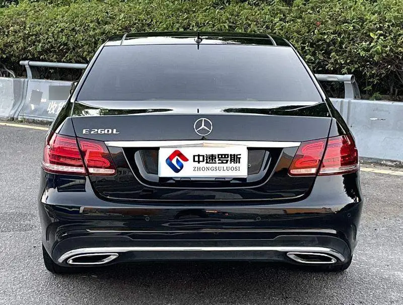 Mercedes-Benz E-Class 2015 E 260 L Sports Fashion Edition — 4