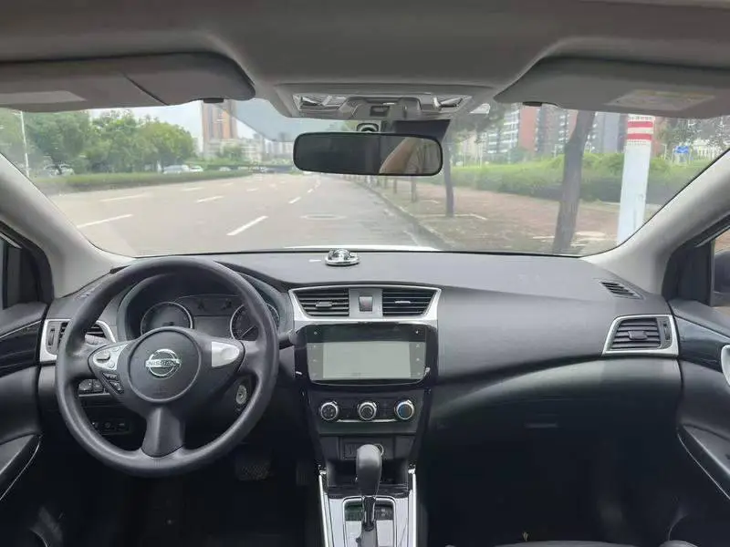 Sylphy 2021 Classic 1.6XL CVT Deluxe Edition — 6
