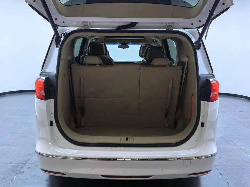 Buick GL8 2017 ES 28T Luxury National V — 12