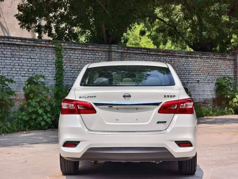 Sylphy 2016 1.6XL CVT Premium Edition — 5