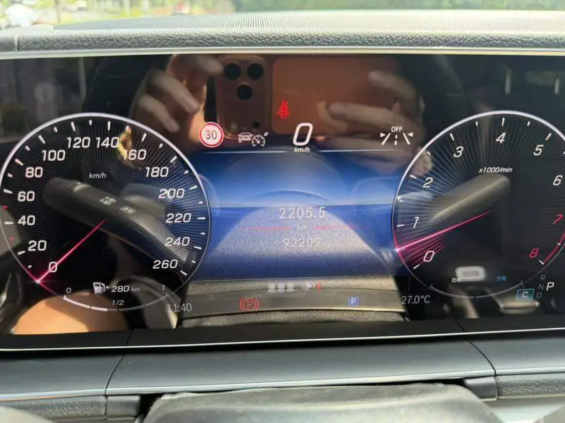 Mercedes-Benz GLE 2024 GLE 450 4MATIC Dynamic — 9