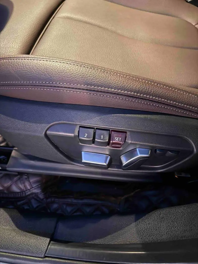 BMW X1 2022 sDrive25Li Leading Edition — 8