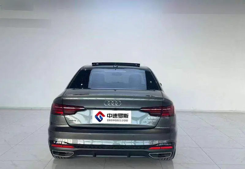 Audi A4L 2024 40 TFSI Luxury Dynamic Edition — 3