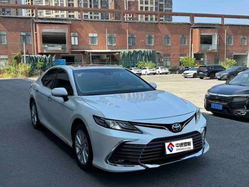 Camry 2023 2.0G Deluxe Edition — 3