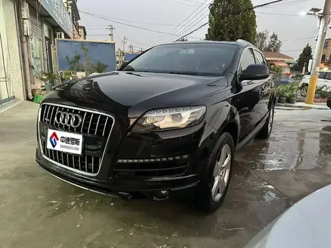 Audi Q7 2011 3.0 TFSI Technology (200kW)