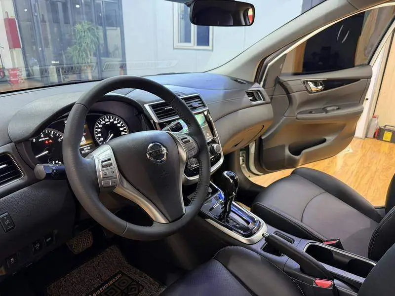 TIIDA 2021 1.6L CVT Intelligent Edition — 11