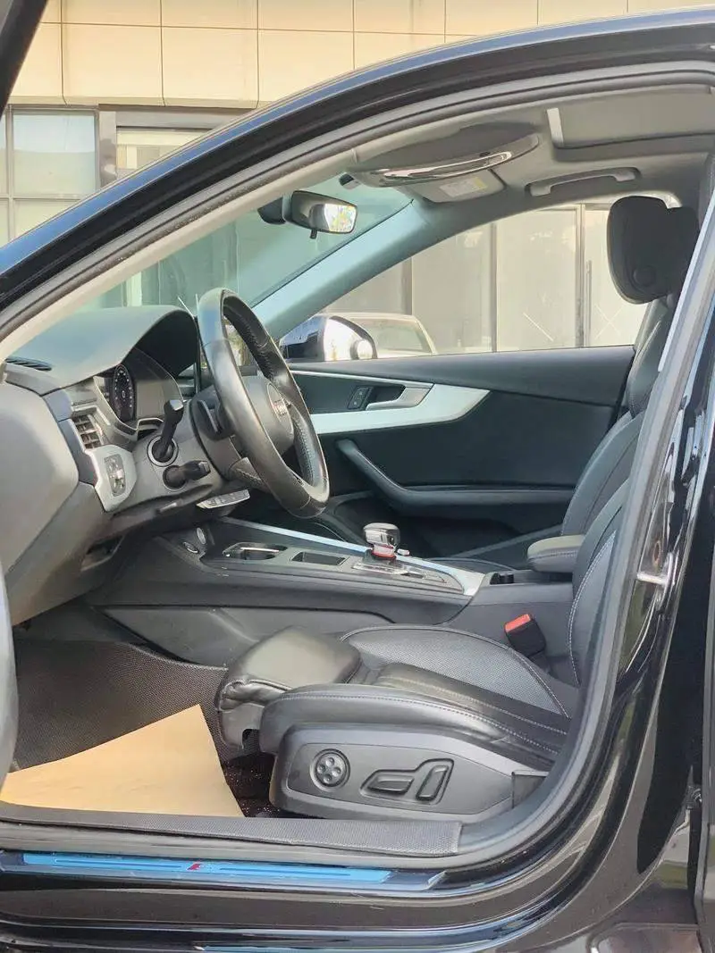 Audi A4L 2020 40 TFSI Stylish and Dynamic — 14