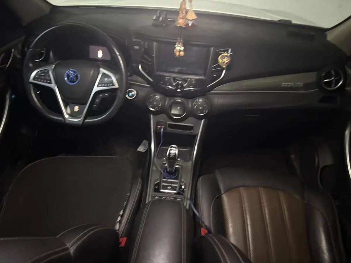 Song New Energy 2017 Song DM 1.5TID Full-time 4WD Luxury Model — 3