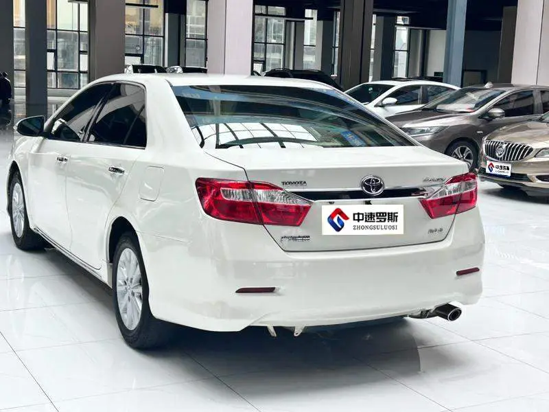 Camry 2012 2.0G Deluxe Edition — 4