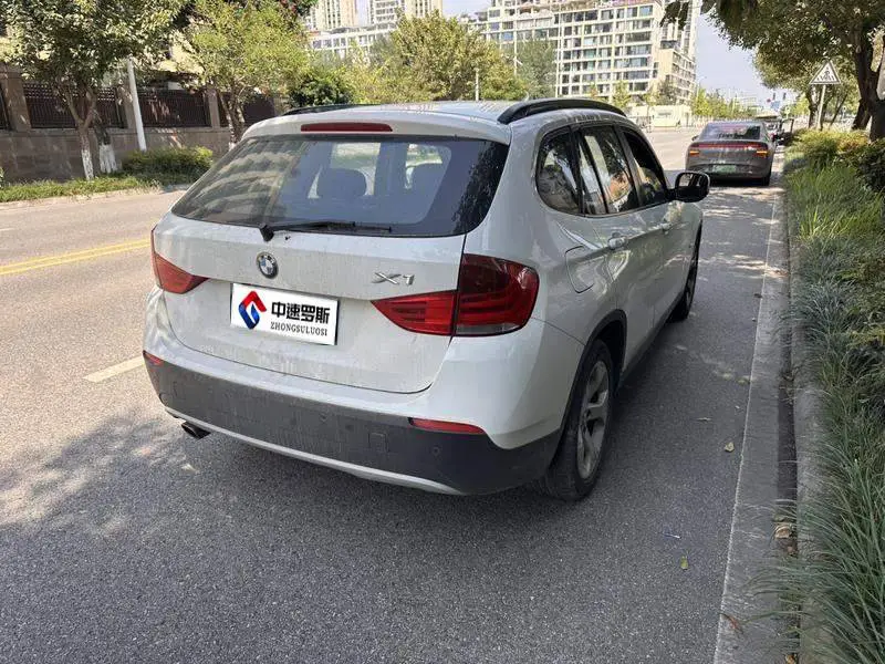 BMW X1 2012 sDrive18i Fashion — 4