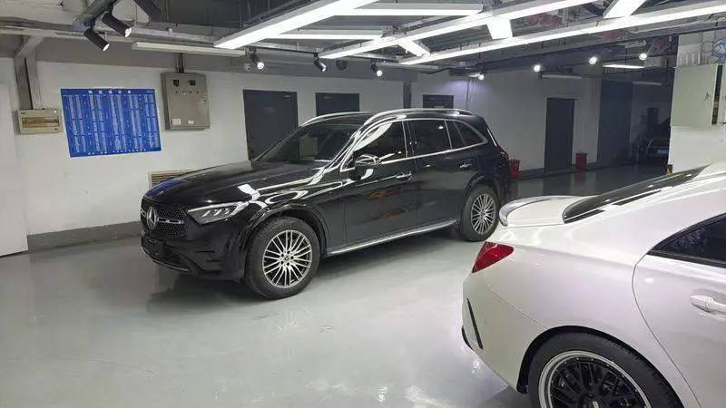 Mercedes-Benz GLC 2023 GLC 300 L 4MATIC Dynamic 5-seater — 7