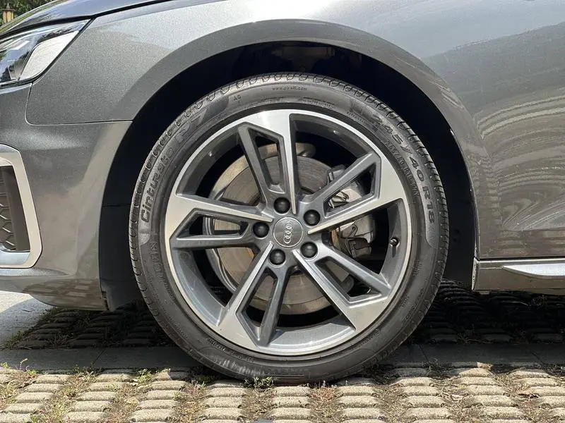 Audi A4L 2020 40 TFSI Stylish and Dynamic — 7
