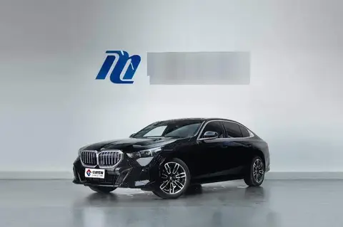 BMW 5 Series 2026 530Li Leading M Sport Package