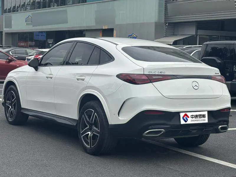 Mercedes-Benz GLC Coupe 2025 GLC 260 4MATIC Coupe SUV — 5