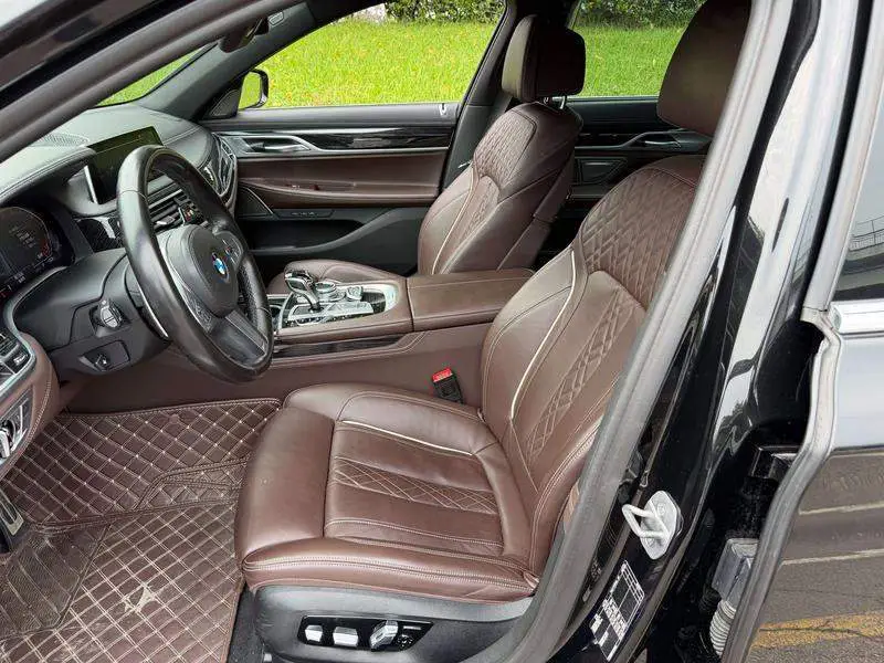 BMW 7 Series 2021 730Li M Sport Package — 11