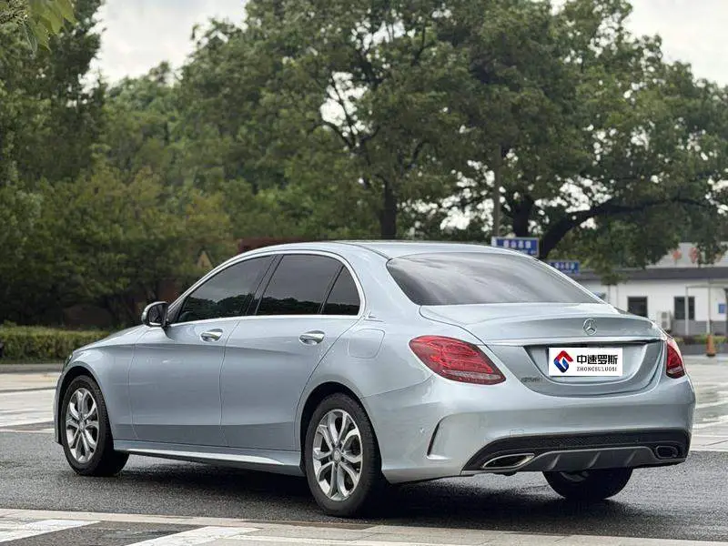 Mercedes-Benz C-Class 2017 C 180 L Sports Edition — 4
