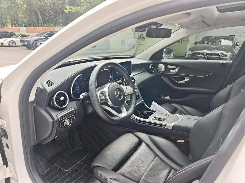 Mercedes-Benz C-Class 2021 C 260 Starry Collector's Edition — 9