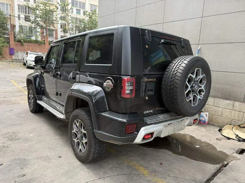Beijing BJ40 2019 2.3T Automatic 4WD City Hunter Edition Premium National VI — 4