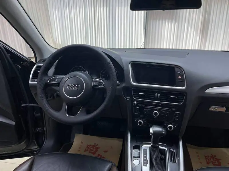 Audi Q5 2018 Collector's Edition 40 TFSI Technology Edition — 11