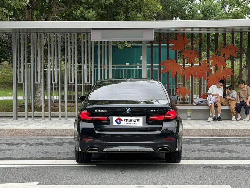 BMW 5 Series 2023 530Li Leading M Sport Package — 5