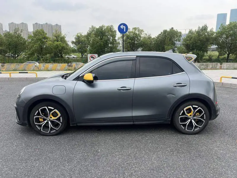 ORA Good Cat GT 2024 Mulan Edition 401km Honor Edition 135kW — 4