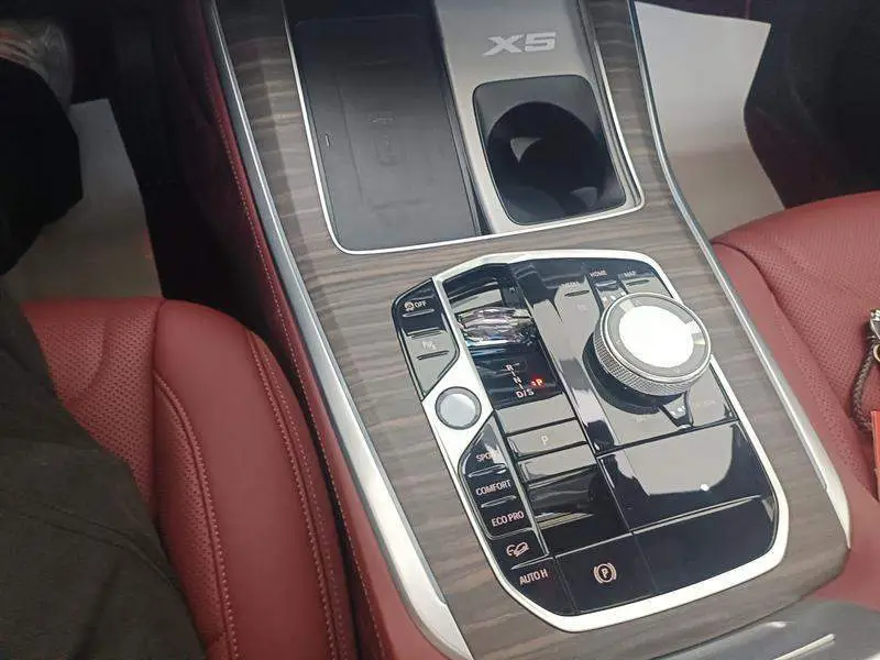 BMW X5 2023 xDrive 40Li M Sport Night Edition — 11