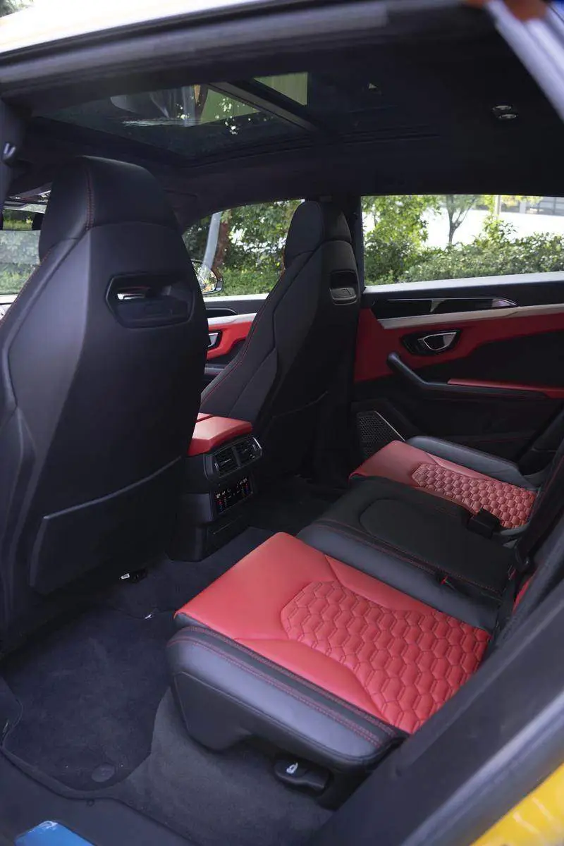 Urus 2021 4.0T V8 — 18