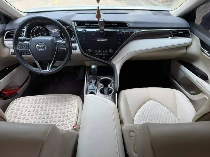 Camry 2019 2.5G Luxury Edition — 7