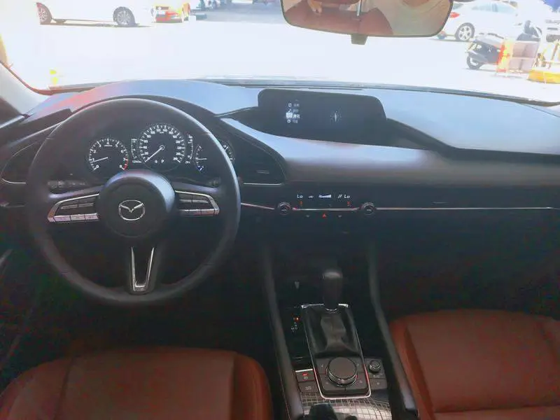 Mazda 3 Angkesaila 2023 2.0L Automatic Quality Edition — 6