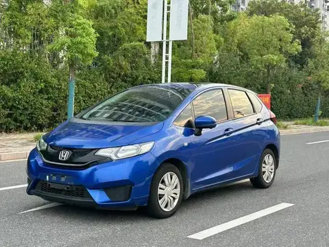 Fit 2016 1.5L LXS CVT Comfort Sunroof Edition
