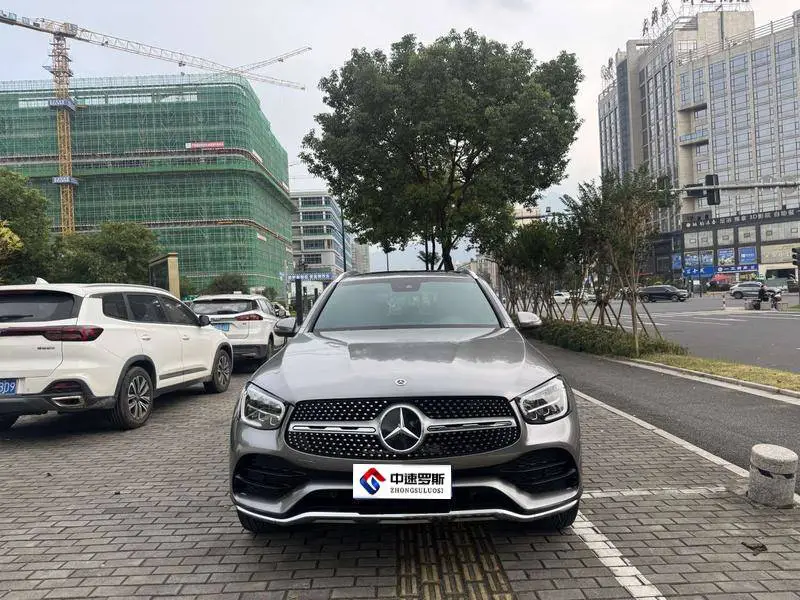Mercedes-Benz GLC 2022 GLC 300 L 4MATIC Dynamic Collector's Edition — 2