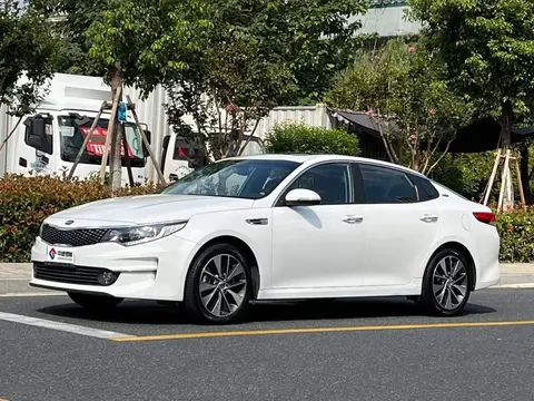 Kia K5 2017 2.0L Automatic 15th Anniversary Special Edition LUX