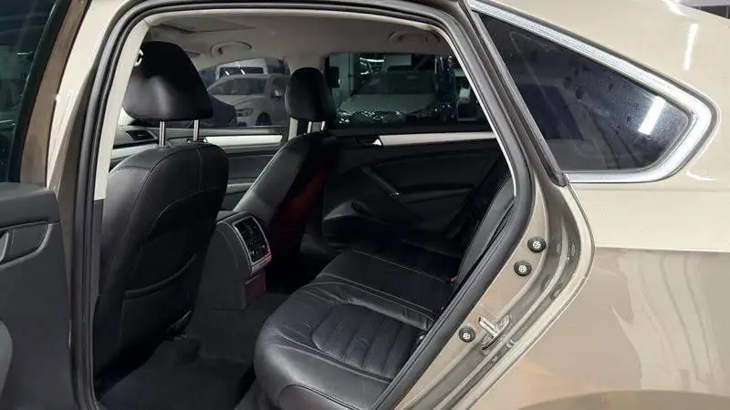 Passat 2015 1.8TSI DSG Royal Edition — 9