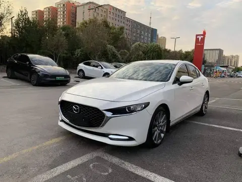 Mazda 3 Angkesaila 2021 2.0L Automatic Premium Edition