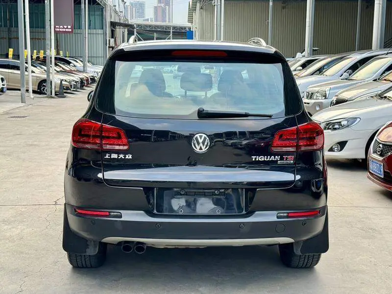 Tiguan 2013 2.0TSI Automatic 4WD Luxury Edition — 6