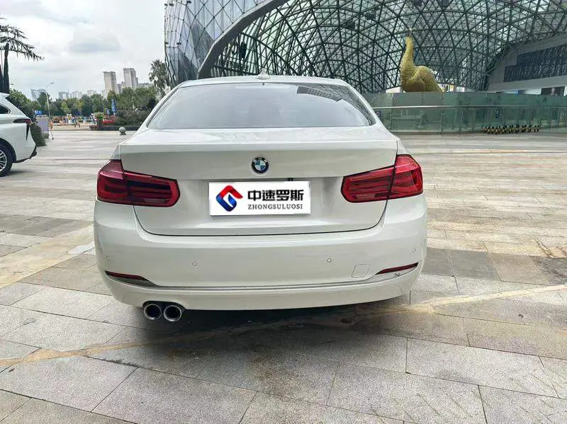 BMW 3 Series 2019 320Li Fashion Edition — 5