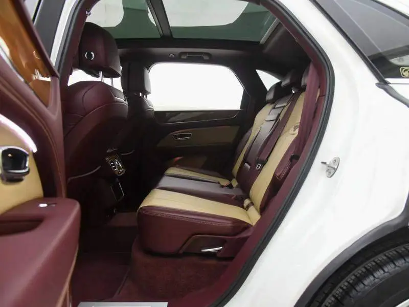 Bentayga 2021 4.0T V8 — 14