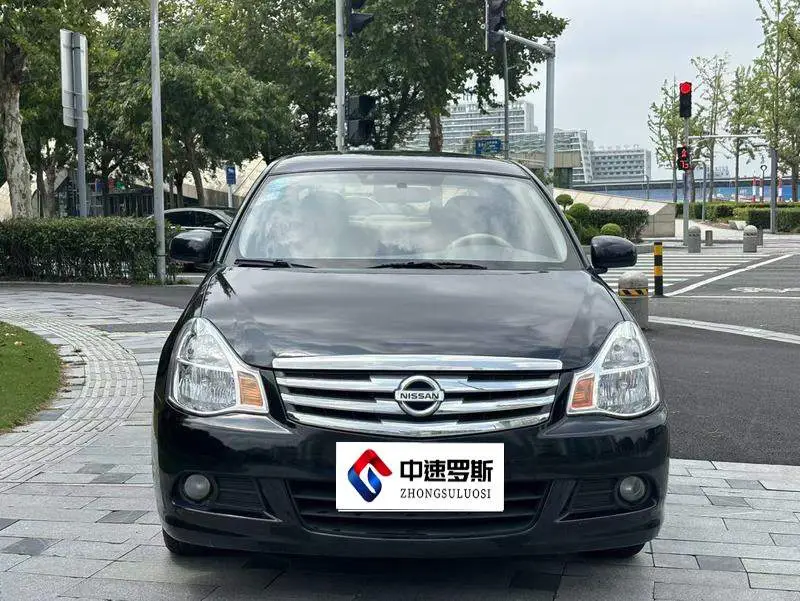 Sylphy 2009 1.6XE Automatic Comfort Edition — 2