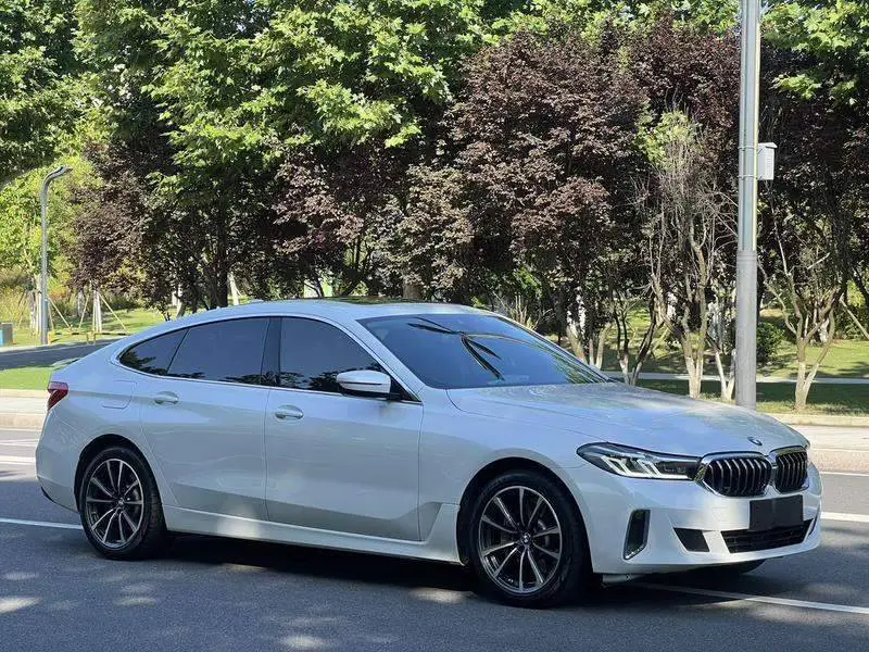 BMW 6 Series GT 2021 630i Luxury Design Package — 3