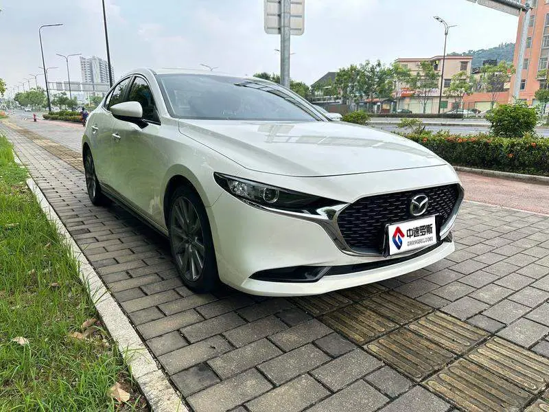 Mazda 3 Angkesaila 2022 2.0L Automatic Elegant Edition — 3