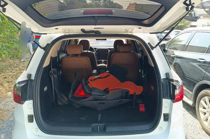 Song MAX 2018 1.5T Automatic Intelligent Connection Luxury 6 Seaters — 17