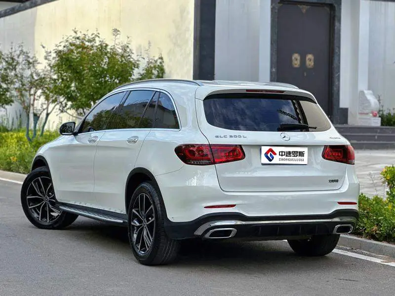 Mercedes-Benz GLC 2021 GLC 300 L 4MATIC Dynamic — 5